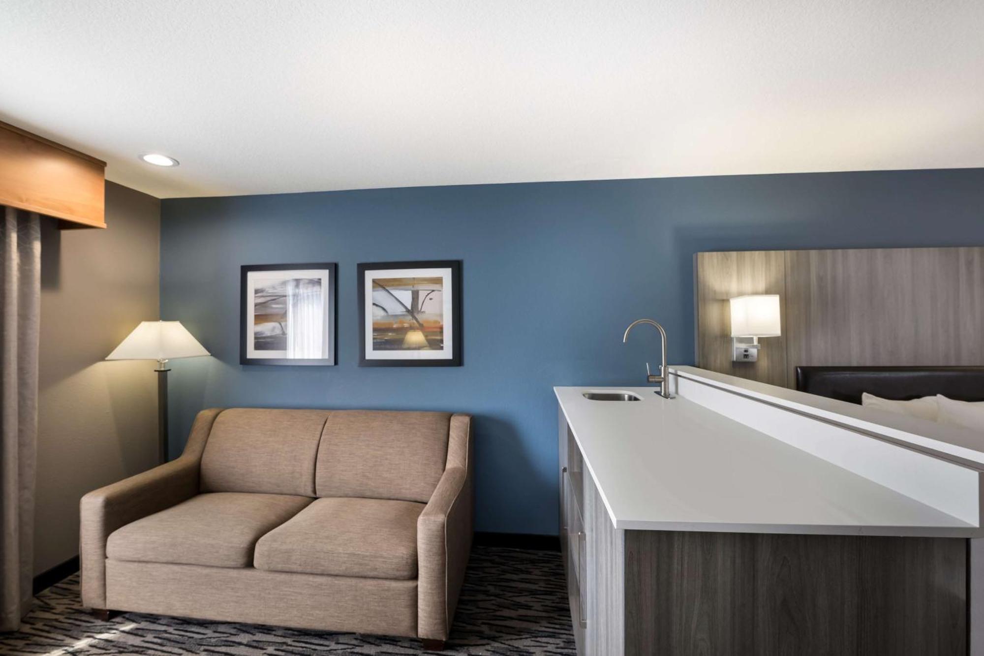 Best Western Plus Mountain View Auburn Inn Exterior photo